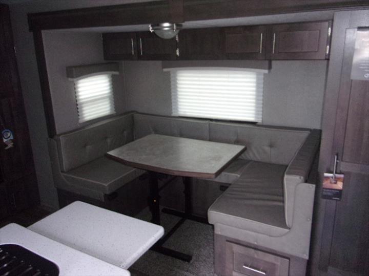 J & J RV Sales & Service Chippewa Falls, WI